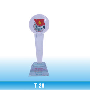 Cúp thủy tinh - T20