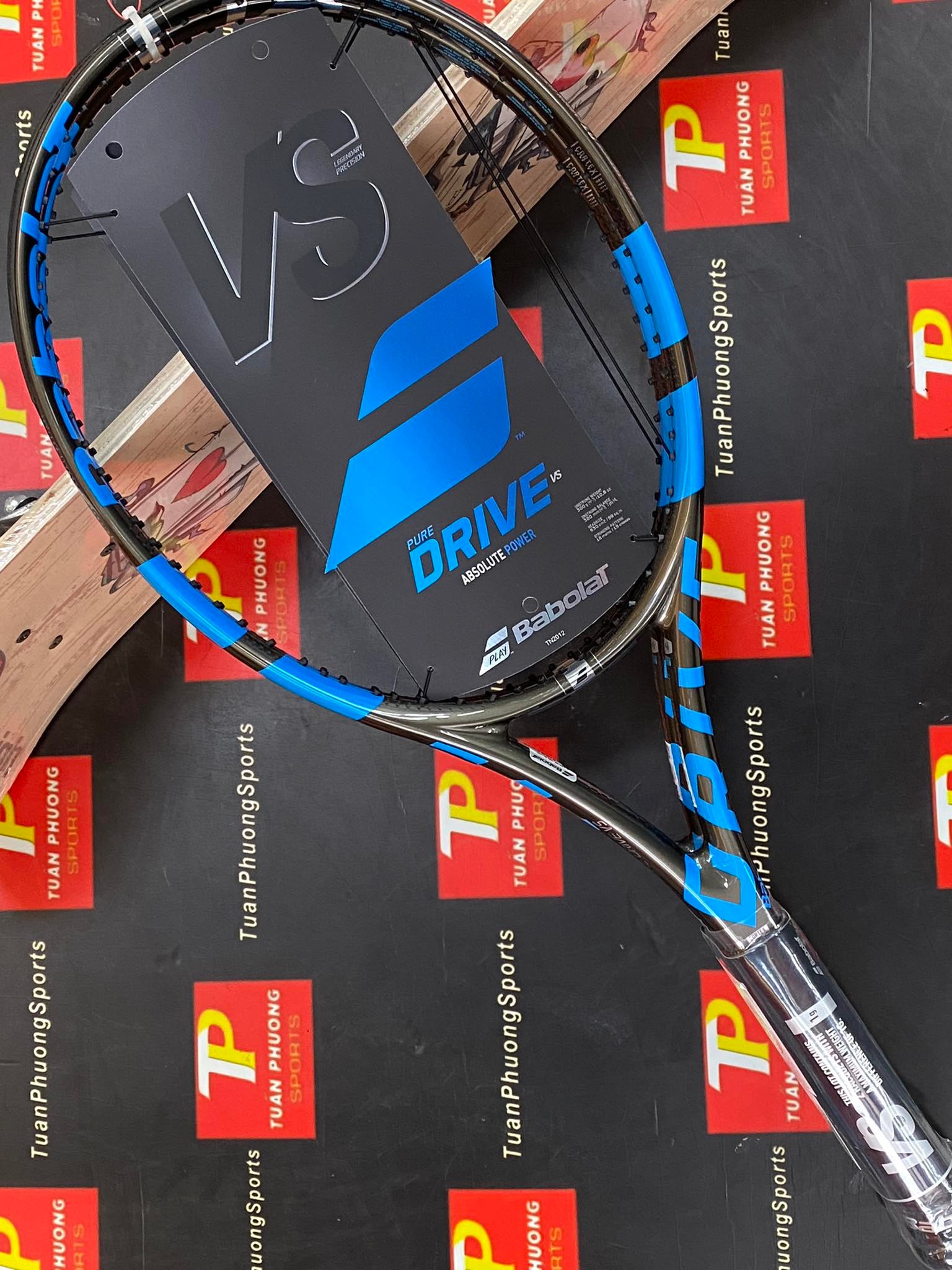 BABOLAT Pure Drive VS Unstrung X2